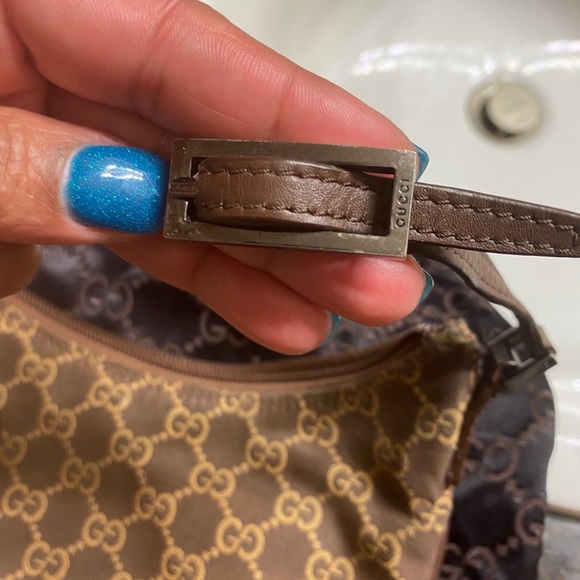 Handbag - Picture 2 of 5